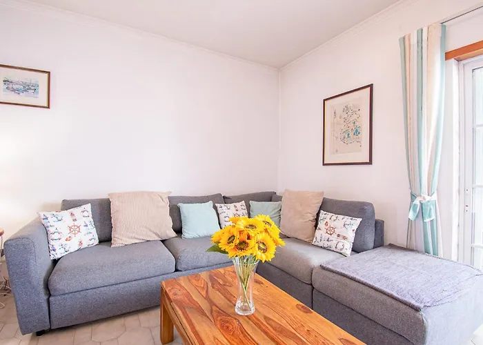 Crossing Keys, Two Bedrooms, Апартаменты Феррагуду