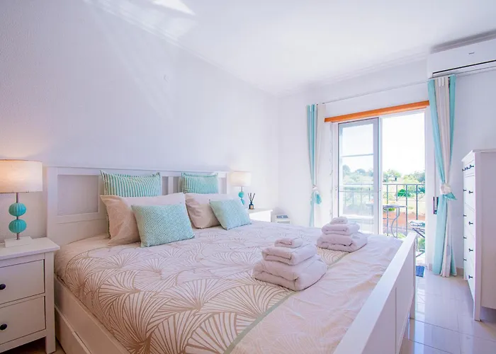 Crossing Keys, Two Bedrooms, * Феррагуду