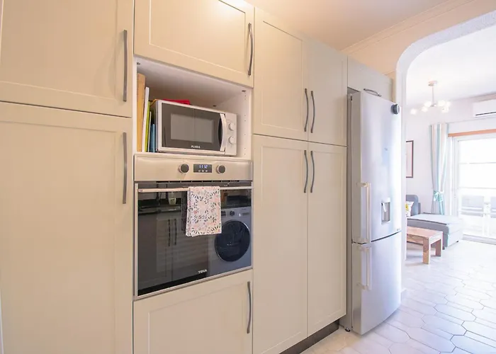 Апартаменты Crossing Keys, Two Bedrooms, *