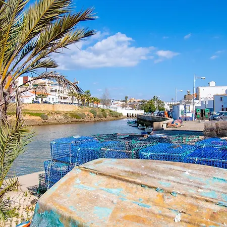 Crossing Keys, Two Bedrooms, 公寓 *