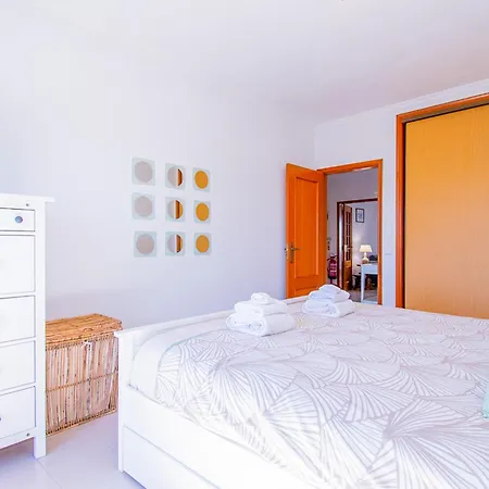 Crossing Keys, Two Bedrooms, 公寓